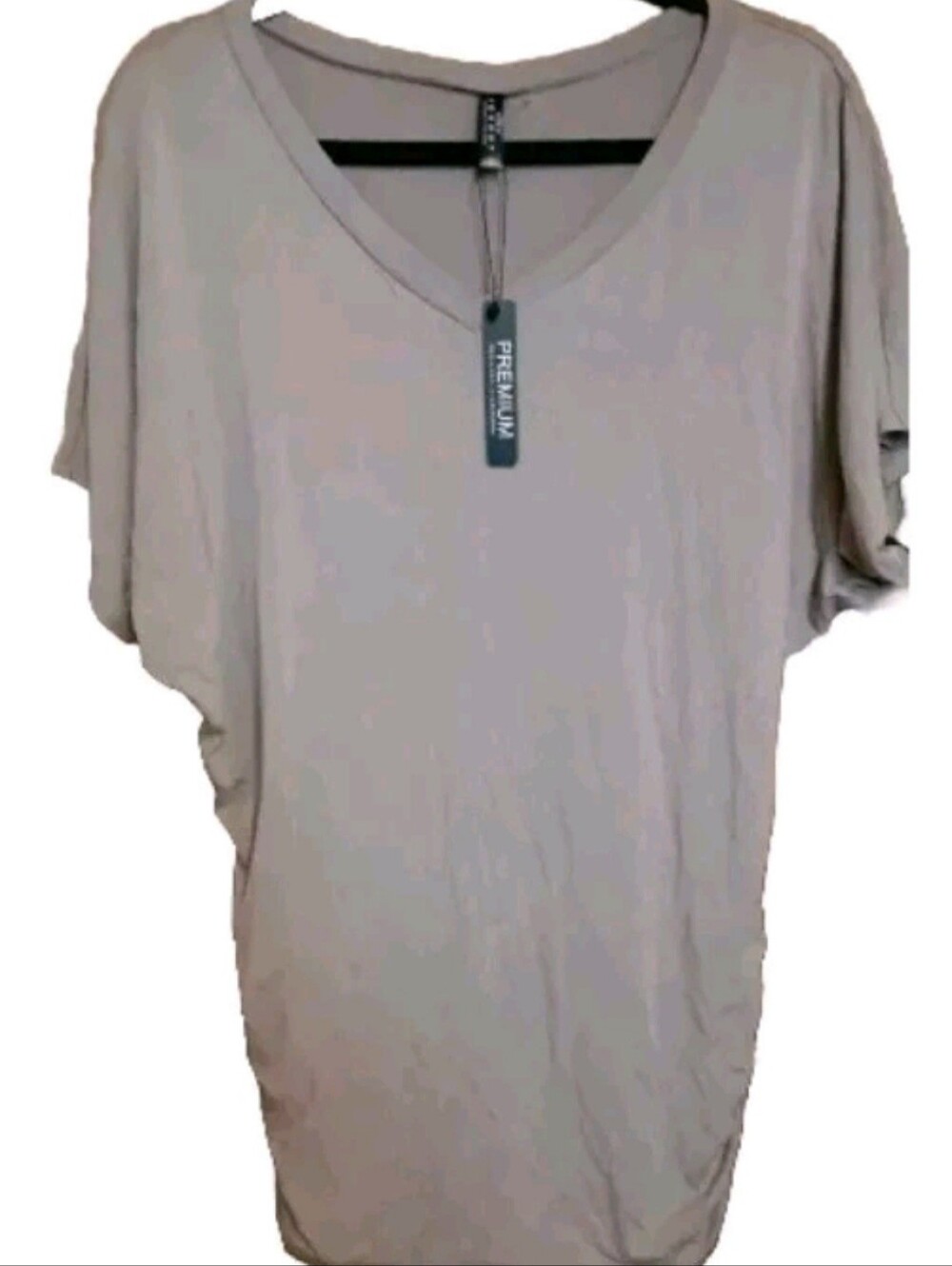 JOHNNY Vneck Tshirt Womans Size L Tan NWT